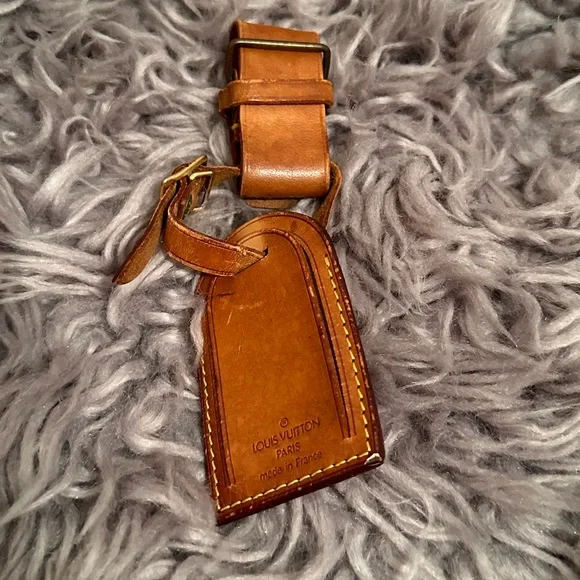 Louis Vuitton luggage tag - Picture 1 of 4